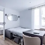 Chic 4-star Only 10 Minutes From Le Marais * París