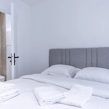 Apartamento Chic 4-star Only 10 Minutes From Le Marais Paris